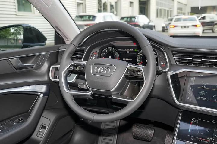 奥迪方向机进水可以走保险吗,奥迪a6l方向机进水维修方案