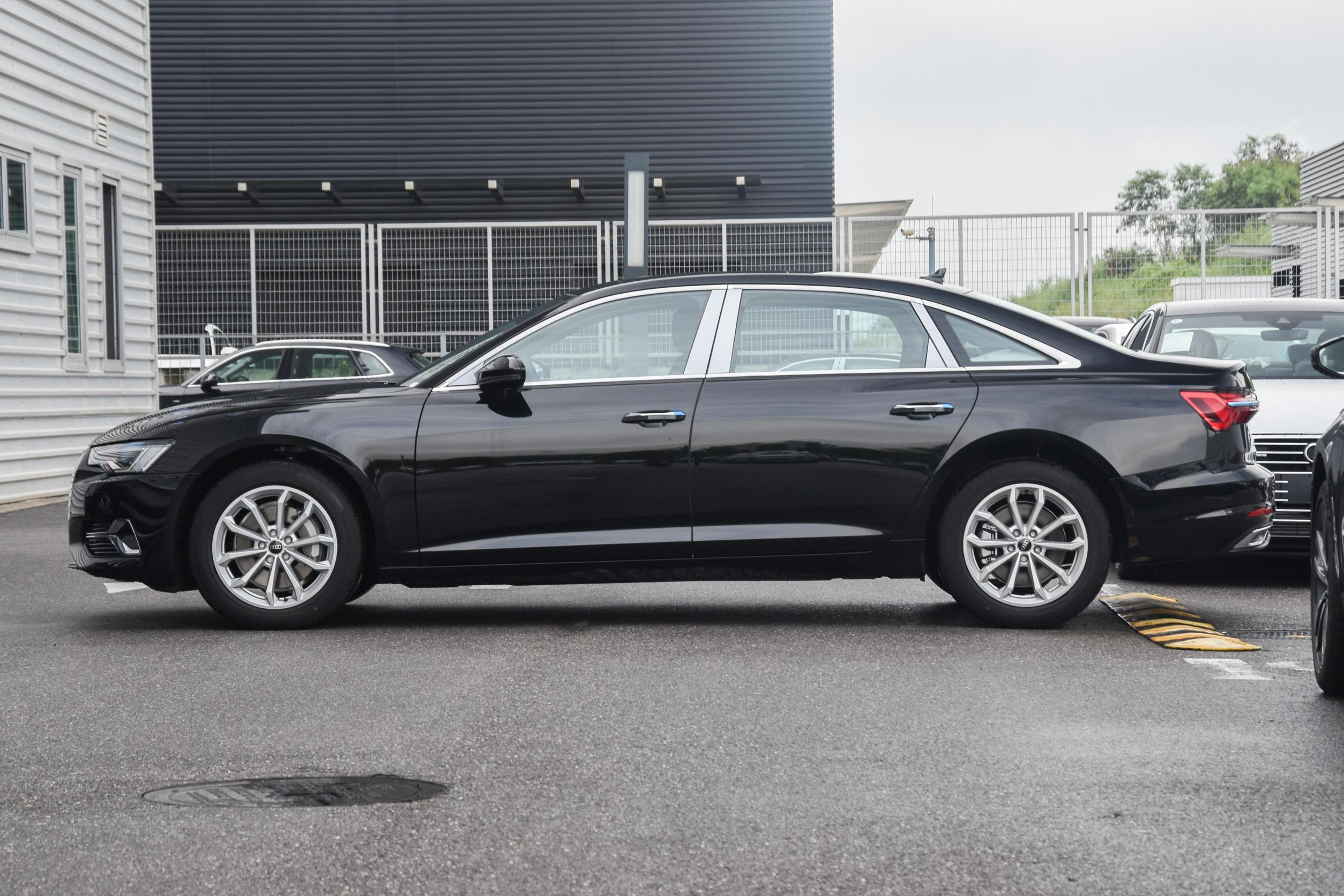 新款奥迪a6l45最近落地价,奥迪a6l2024大改款最新消息