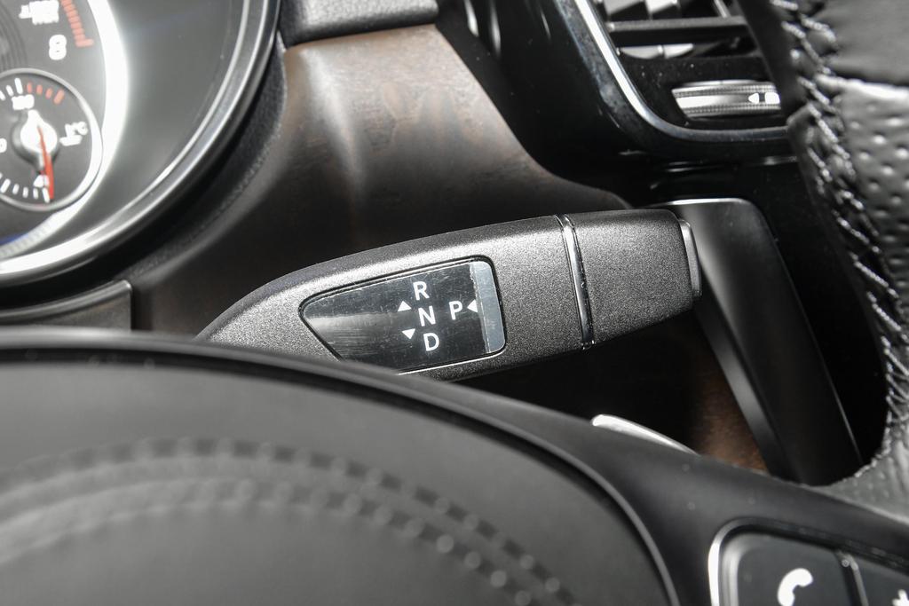 7座北京bj90大型suv,国产百公里加速最快硬派suv