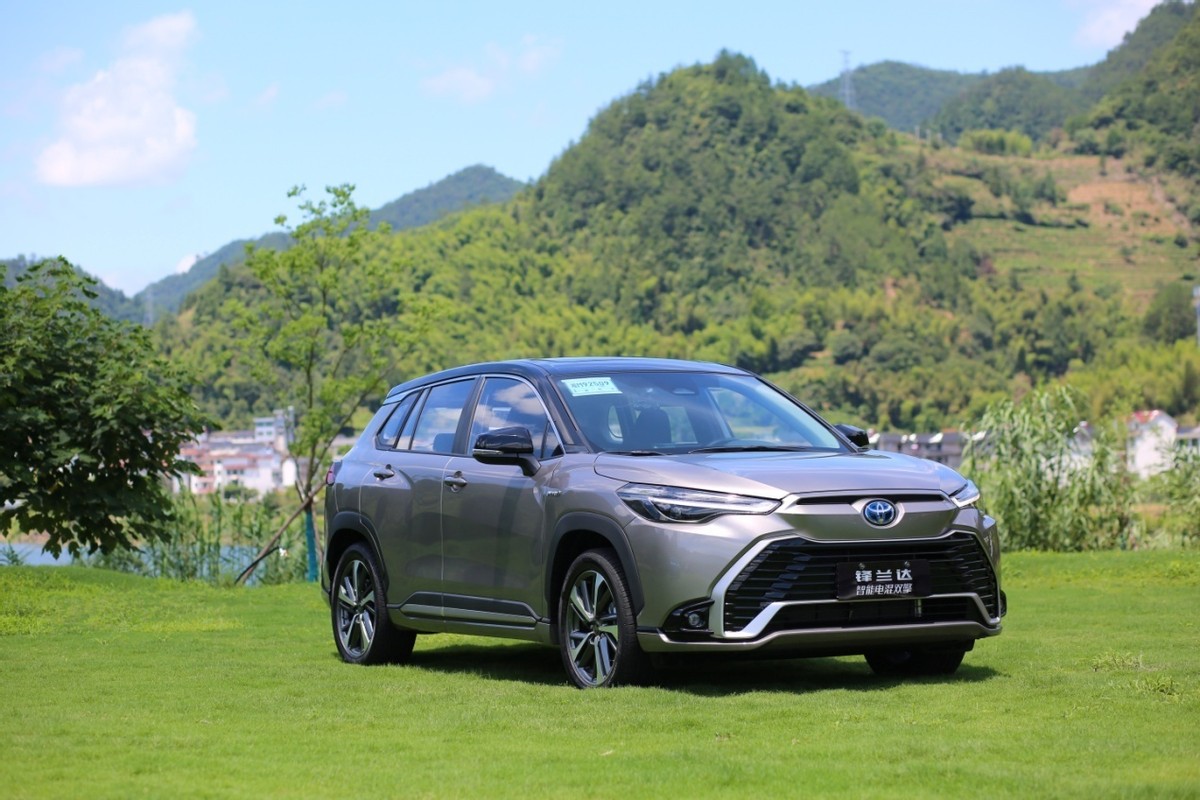 电车大流行,混动就没有价值了吗?试驾2023款广汽丰田锋兰达双擎