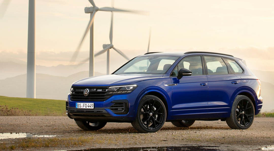 加版保时捷卡宴和中规卡宴怎么选,保时捷卡宴怎么换车标