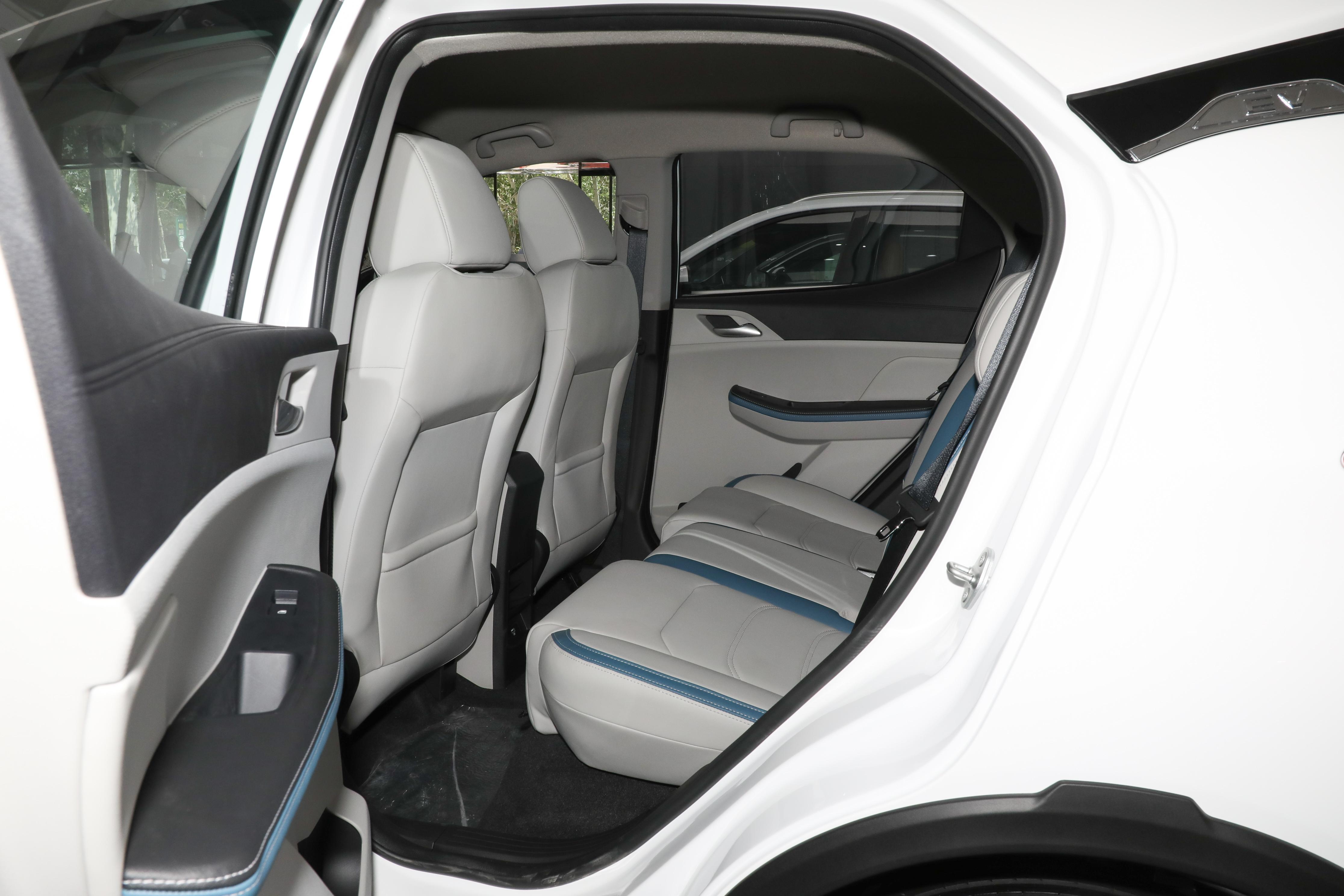 经济实用型的纯电家用suv如何选,3款10万级纯电小型suv车型推荐