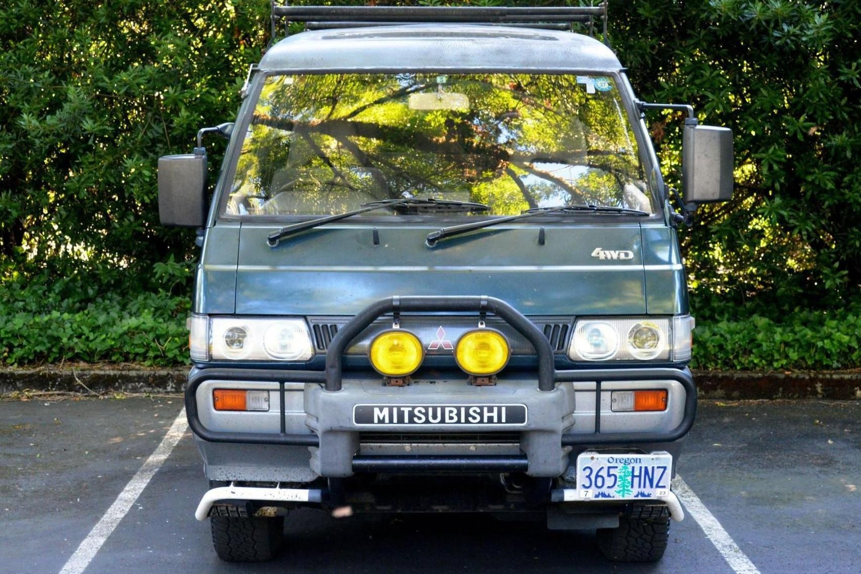 车龄32年的1990款三菱得利卡，至今仍是越野穿越玩家喜爱的车型