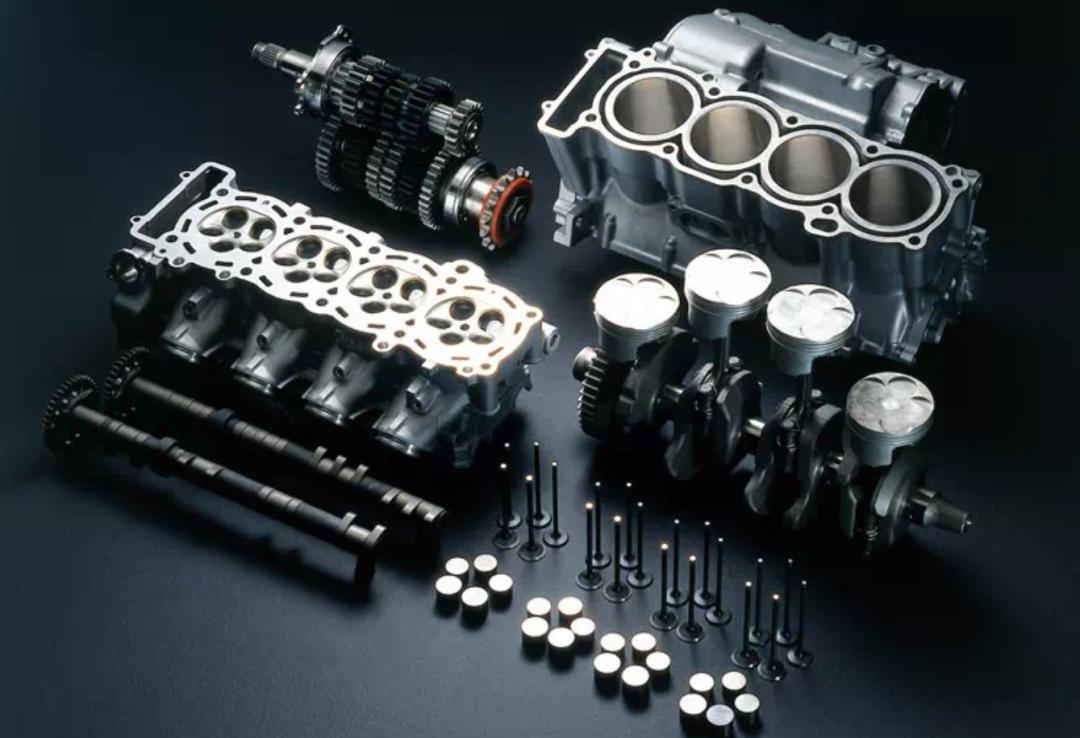 闆呴┈鍝坮1杩滃彜瑙嗛,2024骞撮泤椹搱r1