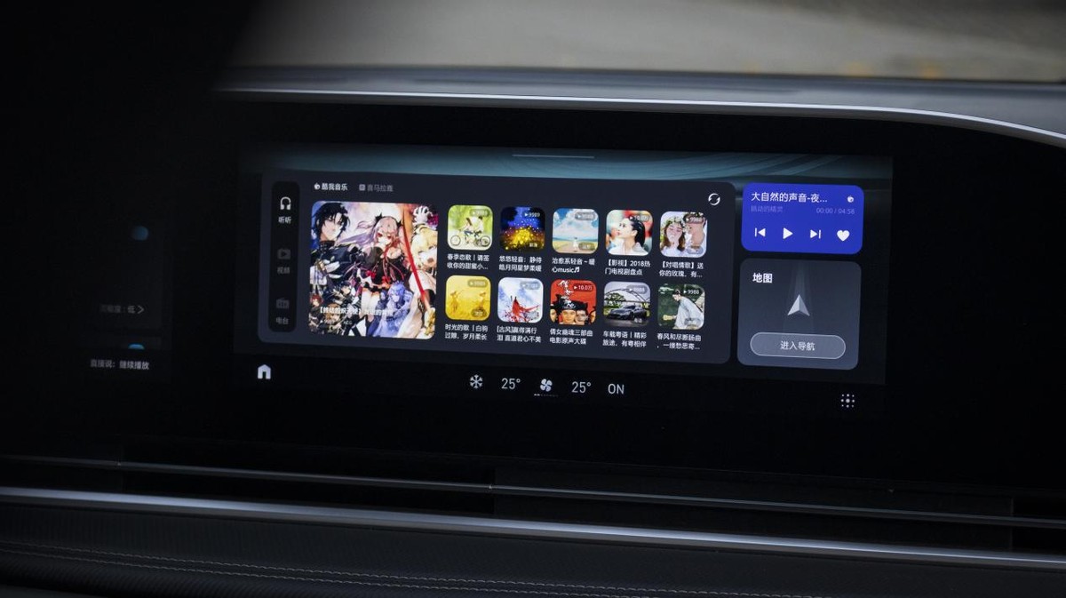 上汽大通g90和传祺m8内饰哪个好,上汽大通商务车7座g90与传祺m8