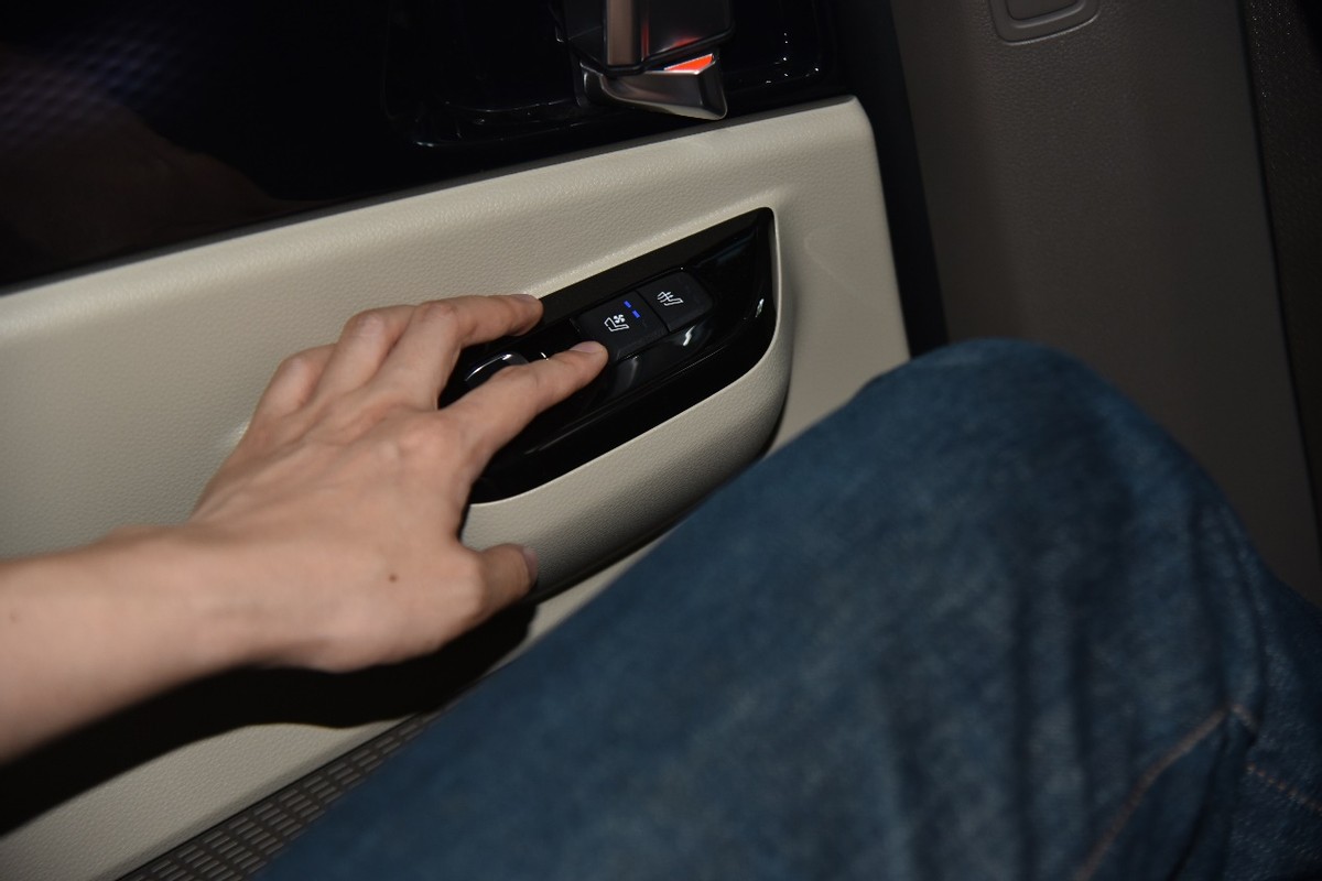 嘉华智能奶爸车,最适合奶爸的mpv车型嘉华