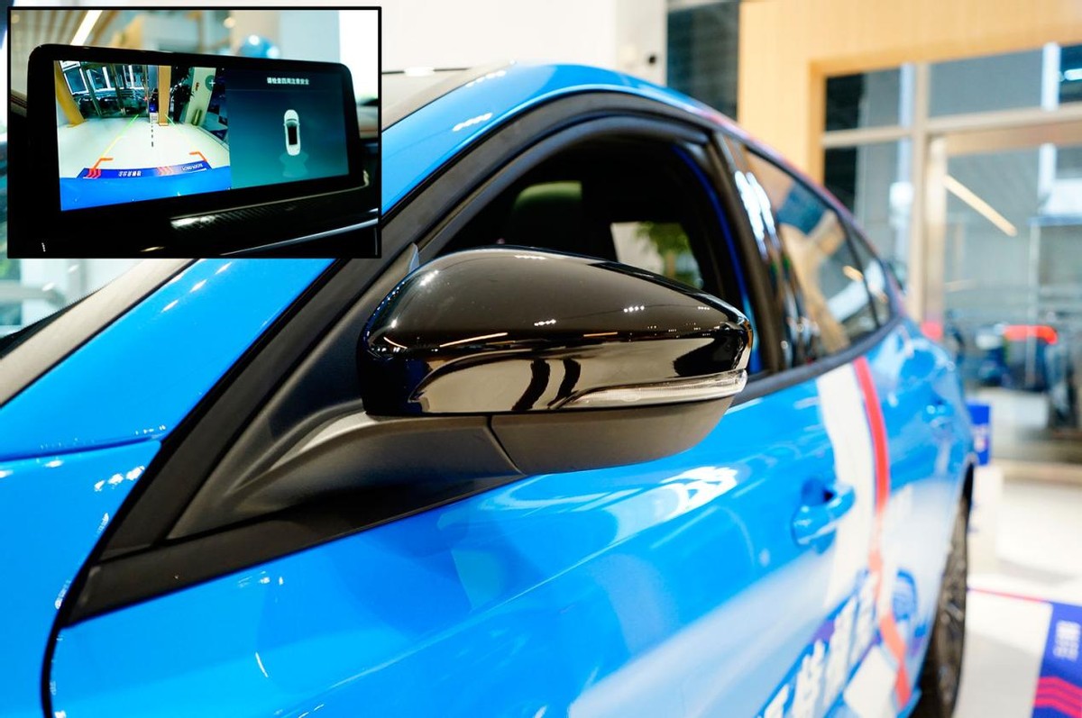 回归四缸底盘依旧出色后排舒适性不高2022款福克斯三厢实拍简评