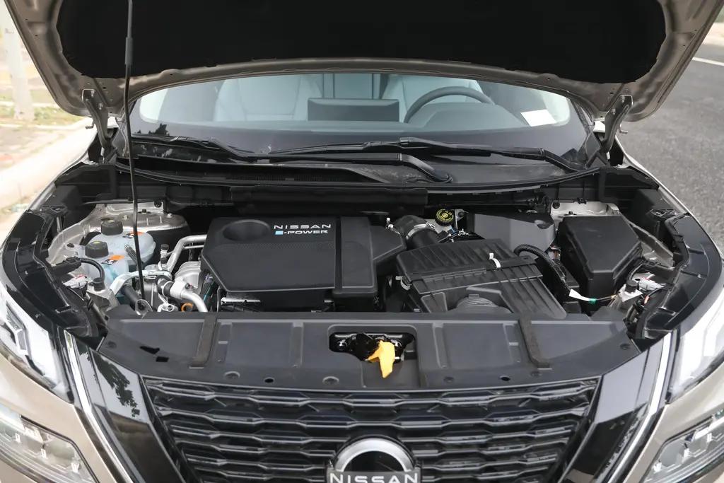 1.5t四驱豪华奇骏,奇骏1.5混动试驾