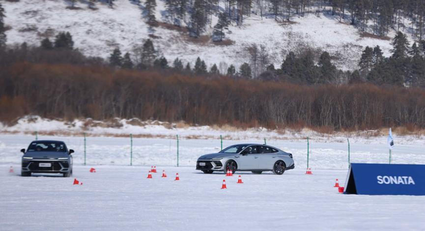 玩转索纳塔十一功能,玩转漠河