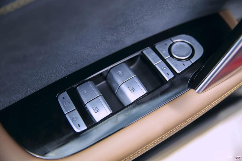 与唐在一起的日子真甜蜜