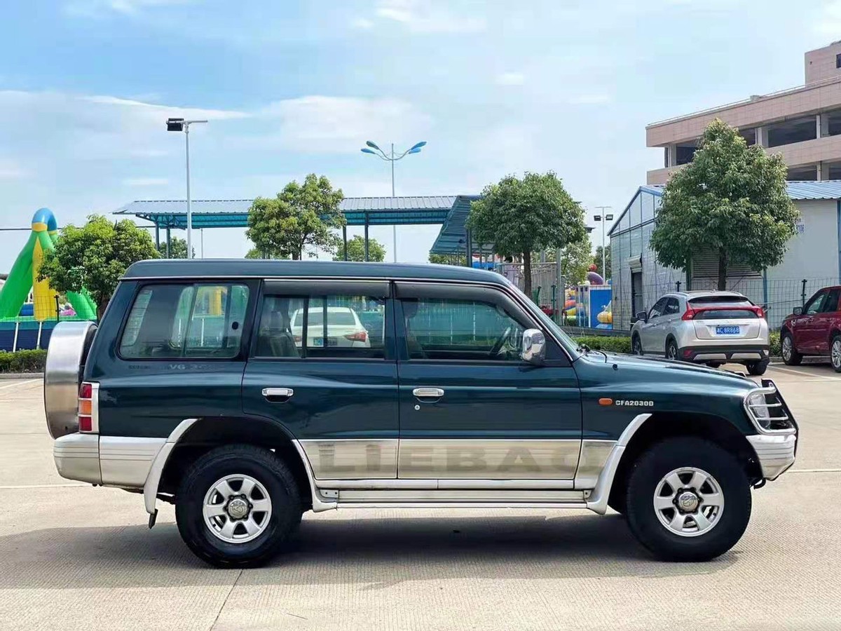 二手手动山猫帕杰罗v33,山猫帕杰罗v33漂移