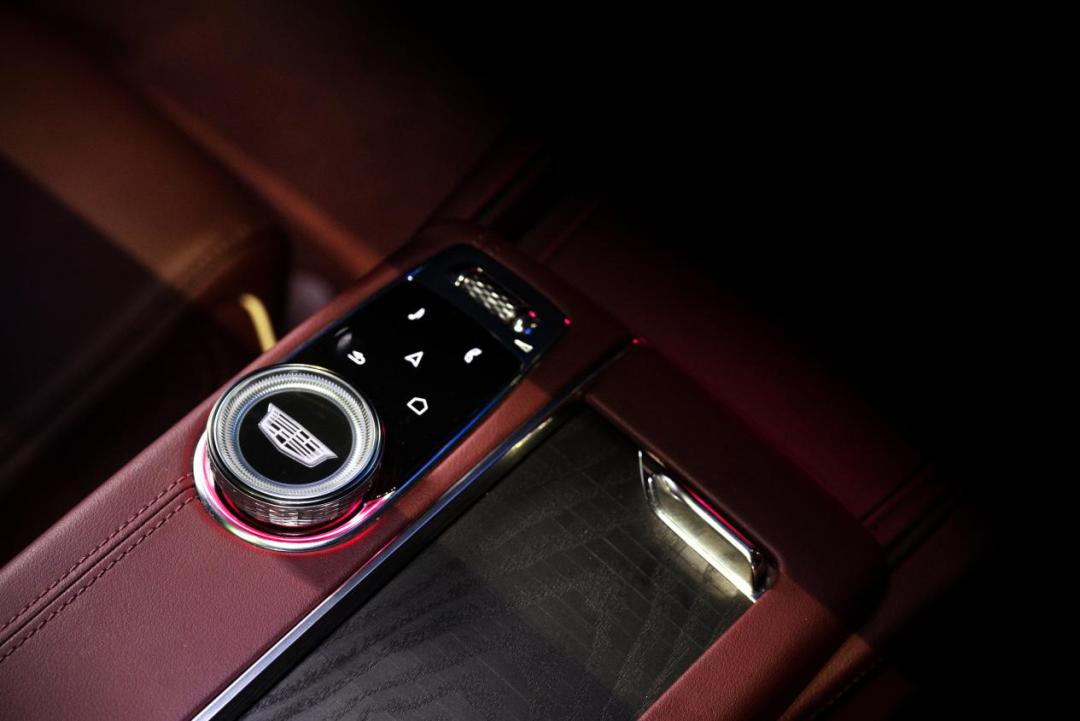 38号车评凯迪拉克ct6试驾视频,试驾凯迪拉克全新ct6豪华版