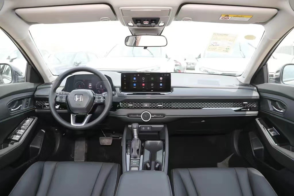 雅阁192马力大吗,雅阁192马力和大众186的马力哪个好