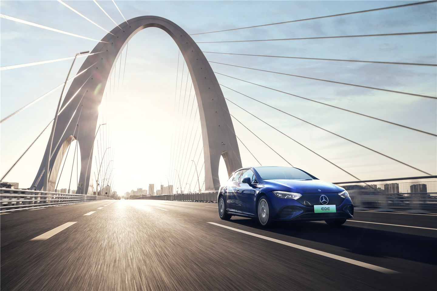 eqe350纯电suv深度测评,国产eqe350suv试驾评测