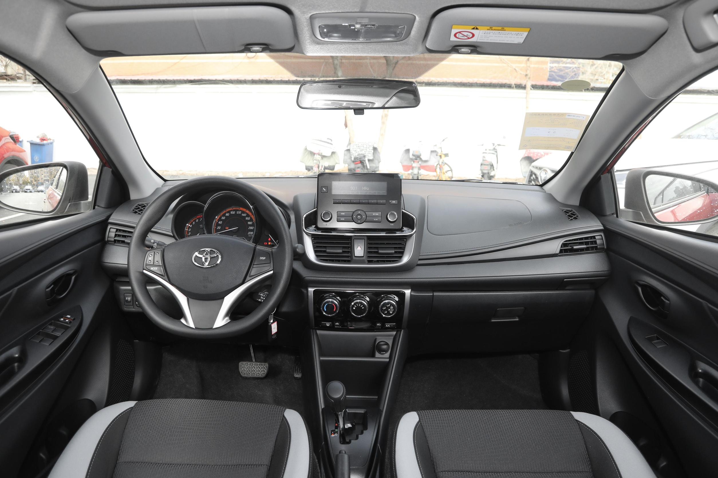 代步微型车丰田,丰田yarisl致炫跑高速怎么样