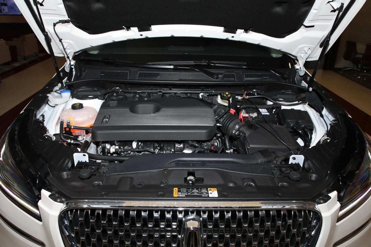 二线豪华品牌林肯和沃尔沃怎么选,林肯凯迪拉克沃尔沃suv