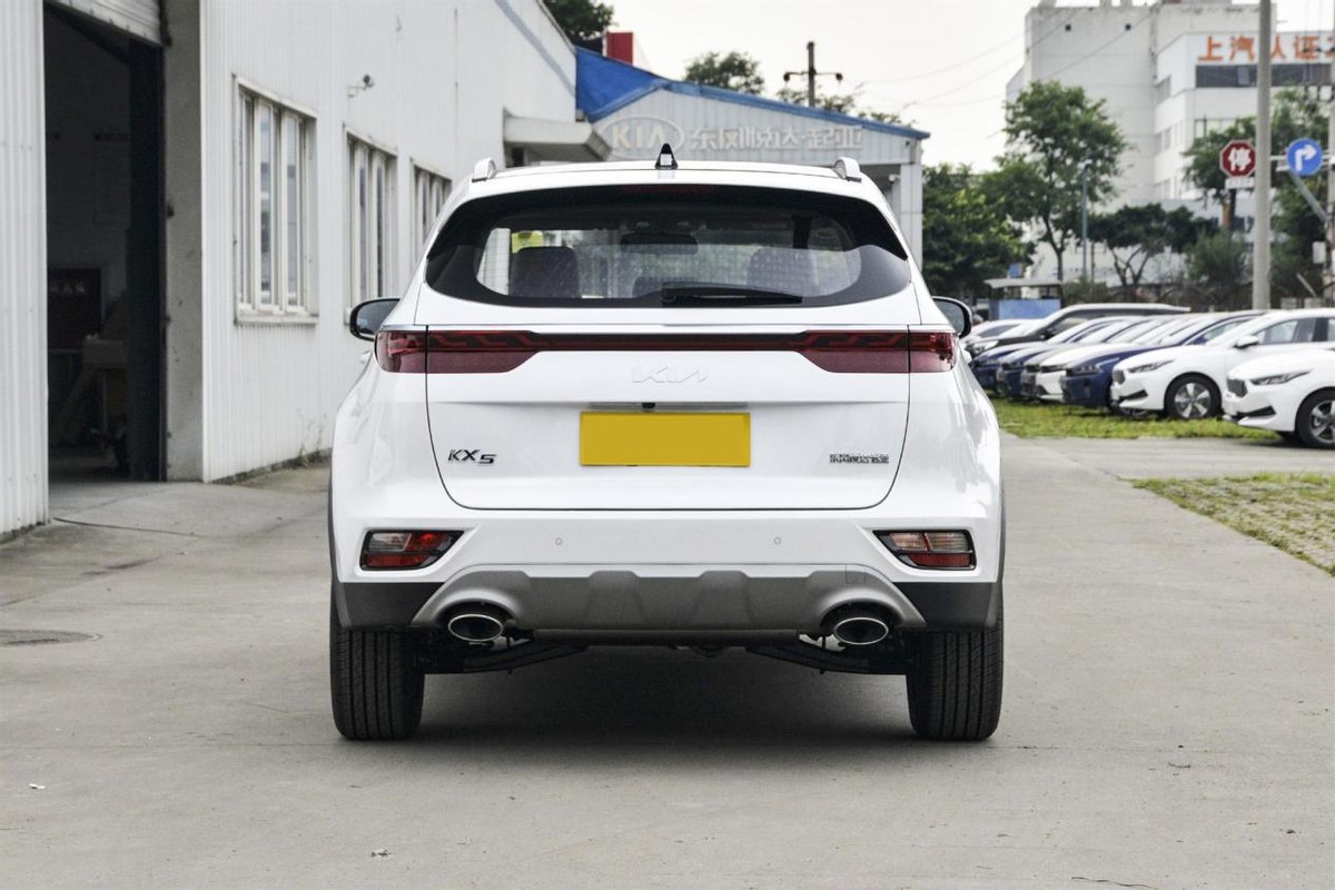外观好看空间大的15万左右的车,2019款自动两驱2.0起亚kx5
