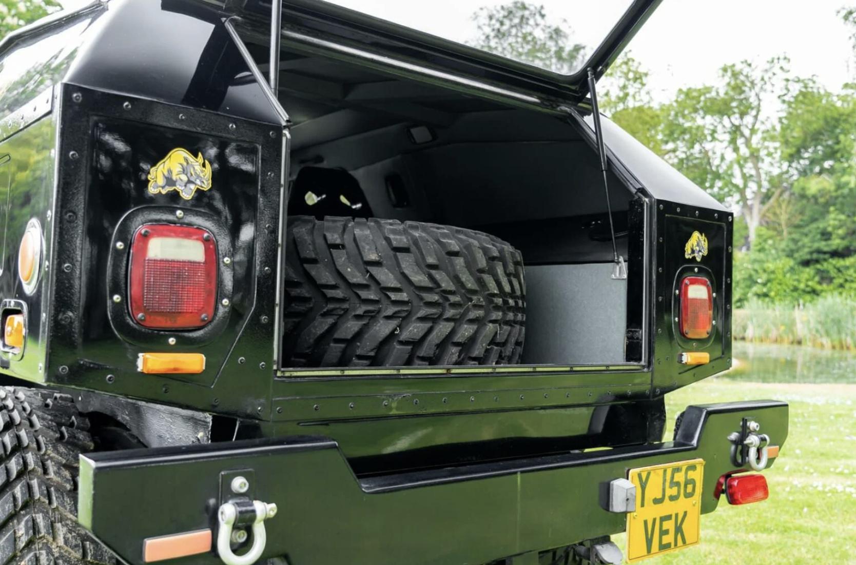 途乐2020款改装巨石宽体黑武士,19款途乐改装黑鹰套件