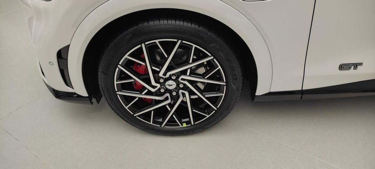 福特mustangmach-e上海体验店,全新福特mustangmach-e公布售价