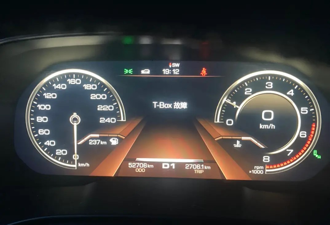 三代哈弗h6与rav4荣放哪个好,丰田rav4荣放与哈弗h6哪个好