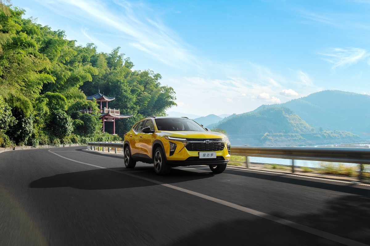 13.99万起雪佛兰科迈罗正式上市,雪佛兰星迈罗属于紧凑级吗