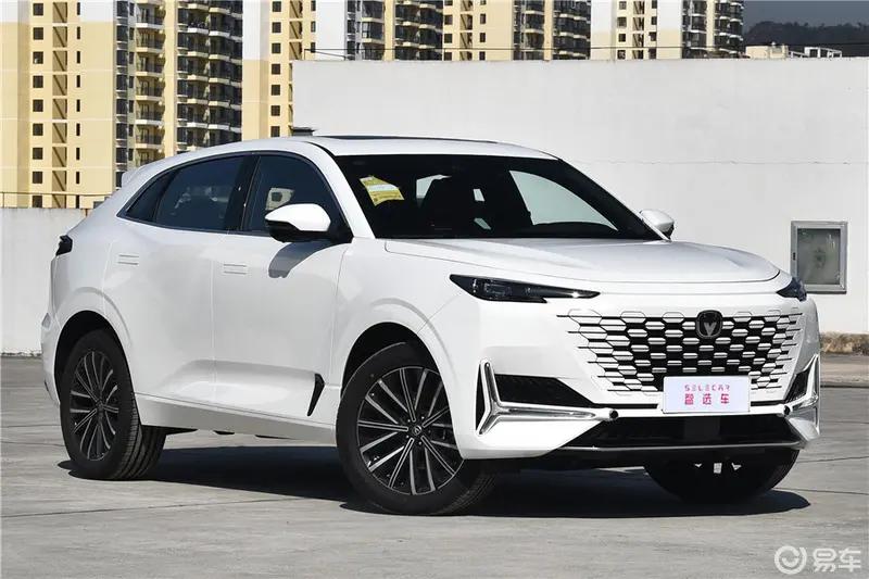 长安uni-k混动车黑色15万,长安uni-k四驱低配越野性能测试