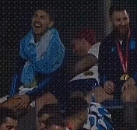 一切尽在不言中阿根廷别为我哭泣,阿根廷别为我哭泣2010世界杯