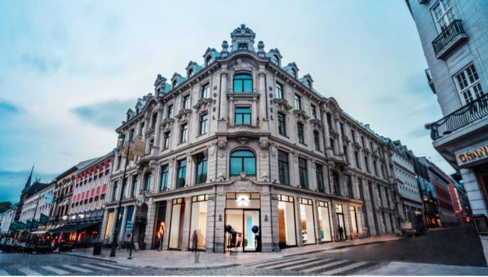 蔚来汽车扩张步伐向二级市场延伸,蔚来的高端之路