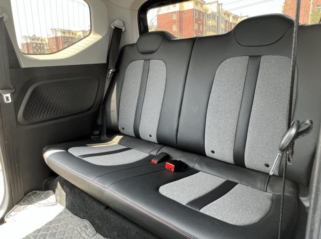 宏光minievgameboy更多配置曝光,宏光minievgameboy拆车