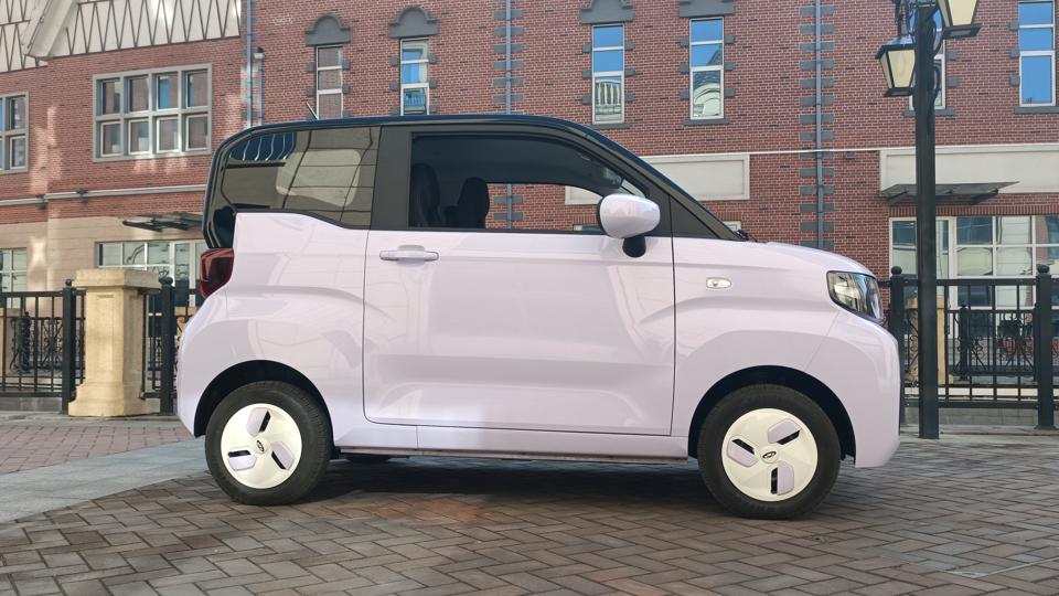 qq冰淇淋新能源试驾,qq冰淇淋新能源汽车最高时速