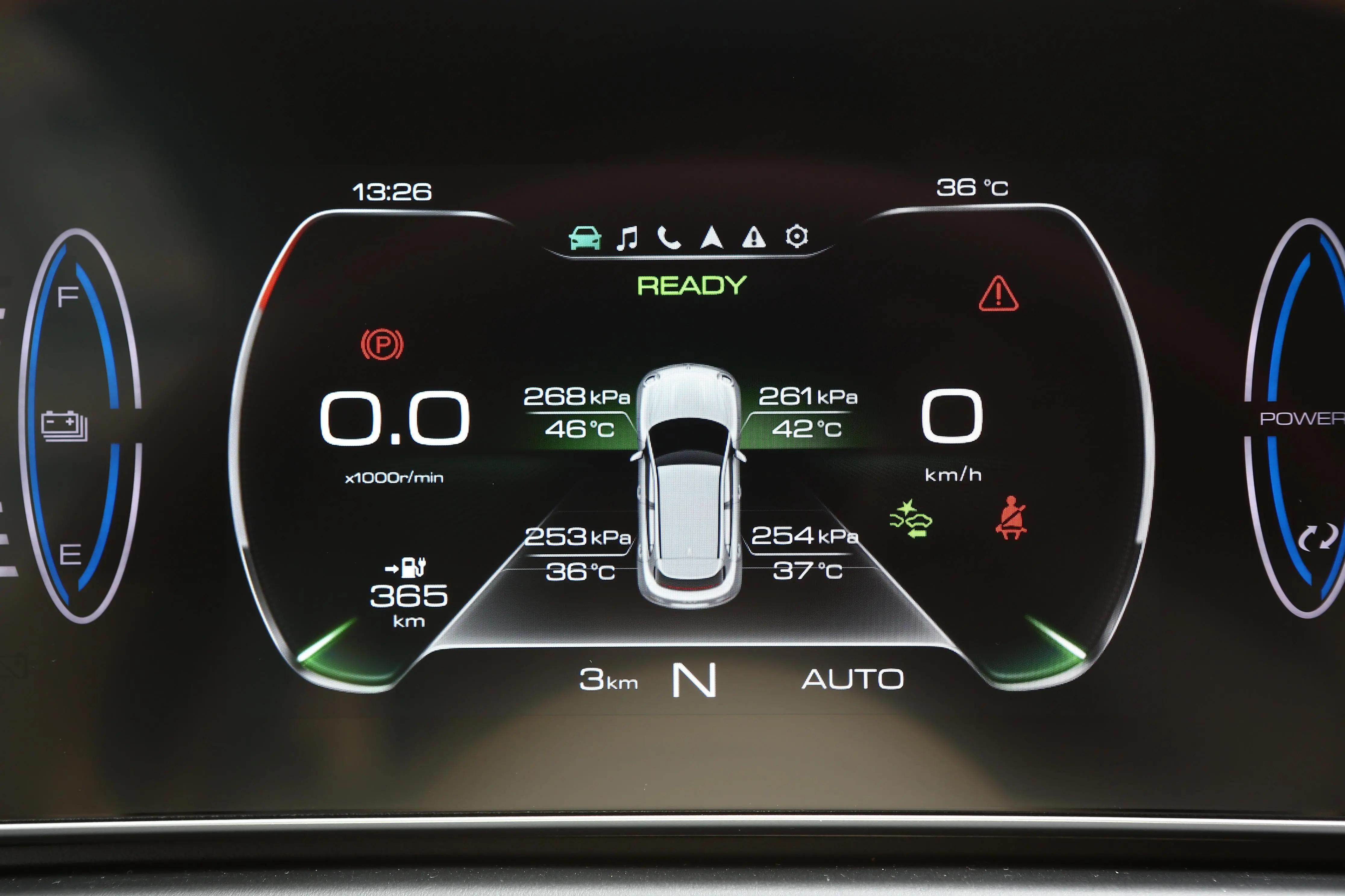 性价比最高开不坏的代步车,推荐三款适合小姐姐的代步车