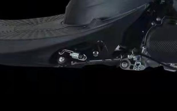 6980元！三業又来搞事情，颜值配置动力不错的小踏板——梦拉110