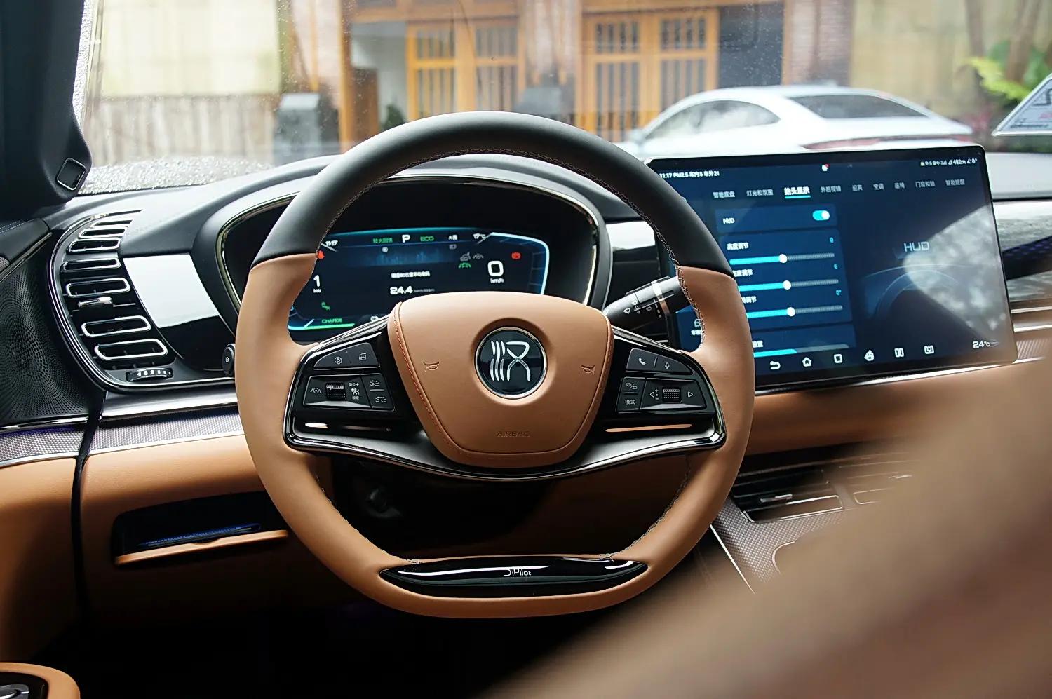 新一代比亚迪汉ev冠军版,2022款比亚迪汉ev有哪些新科技