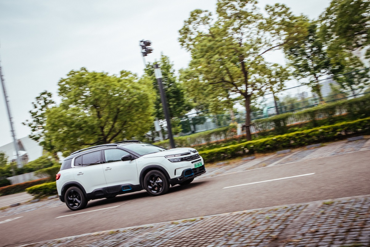 雪铁龙c5phev百公里加速,一加一大于二数据分析