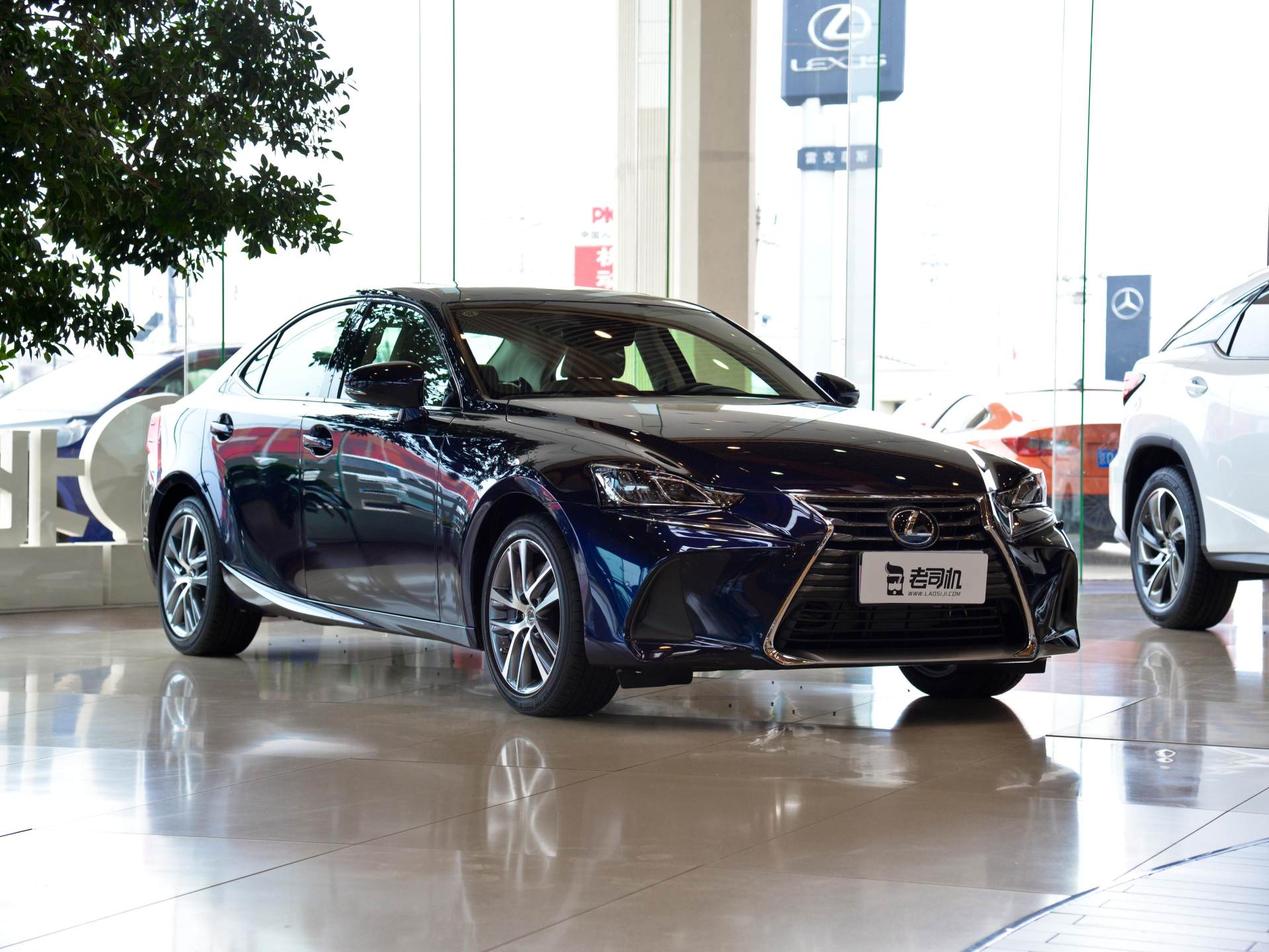 全新雷克萨斯is实拍,13款雷克萨斯is250fsport