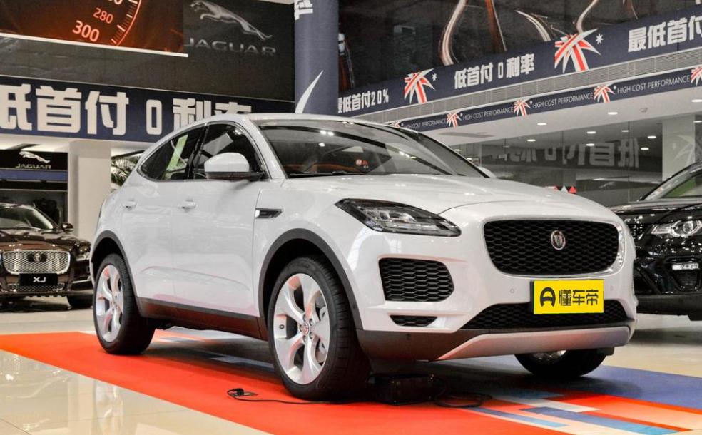 捷豹新款e-pace实车曝光,新款捷豹e-pace起售价