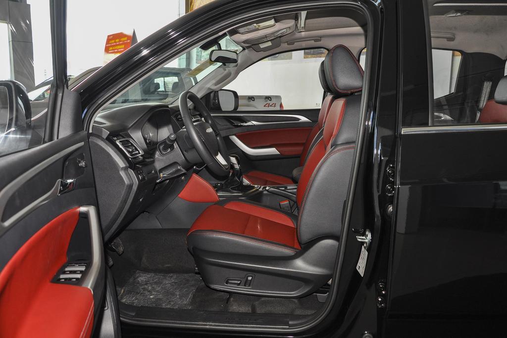 上汽大通maxust70价格,上汽大通maxus降价50万