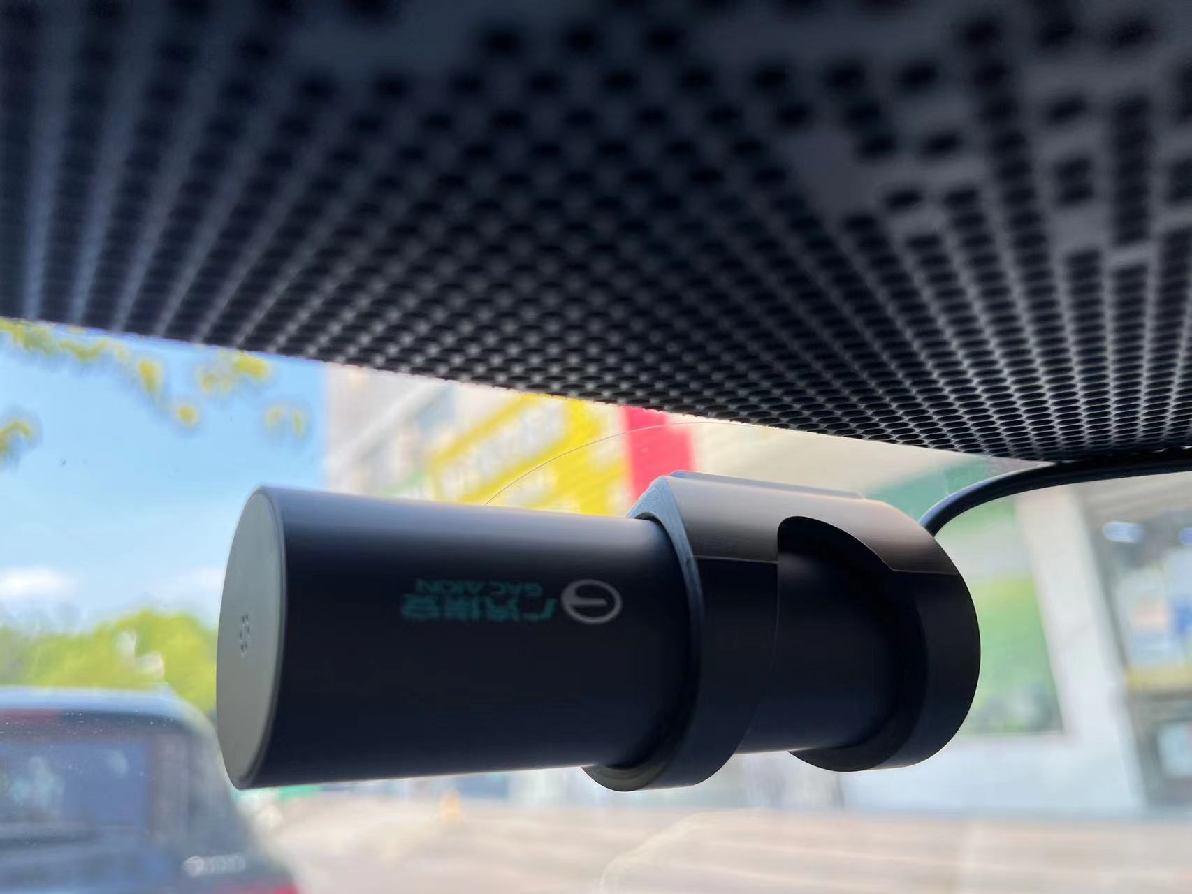 我与小Y的相遇：行车记录仪篇