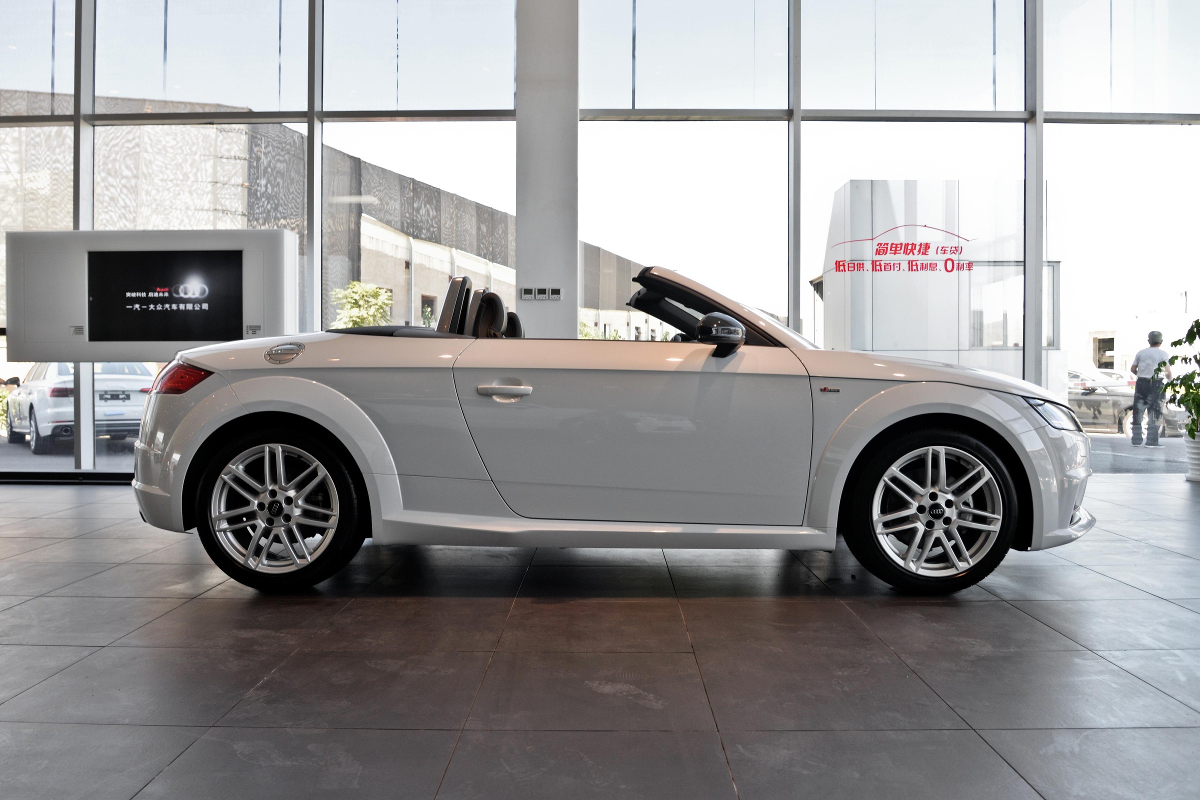 敞篷跑车百公里加速多少秒,奥迪ttroadster敞篷