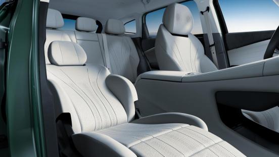 全新一代凌云有白色吗,全新一代凌云屏幕尺寸