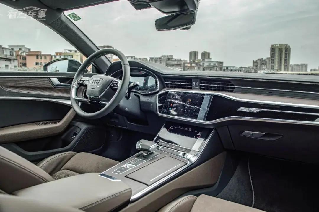 奥迪a7l哪一款更值得入手,10万往上的奥迪a7l值得买吗