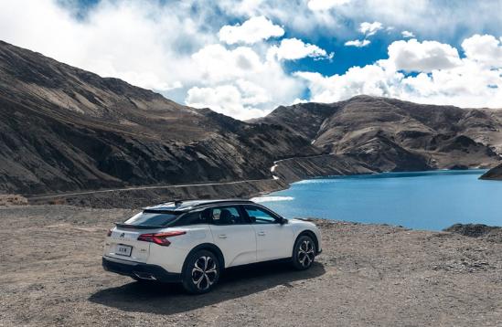 舒适座舱，从容旅行自驾无忧