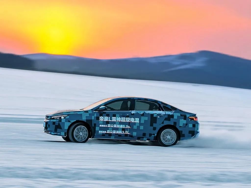 吉利雷神hi-x超级混动和比亚迪秦,雷神hi-x超级混动和比亚迪dmi