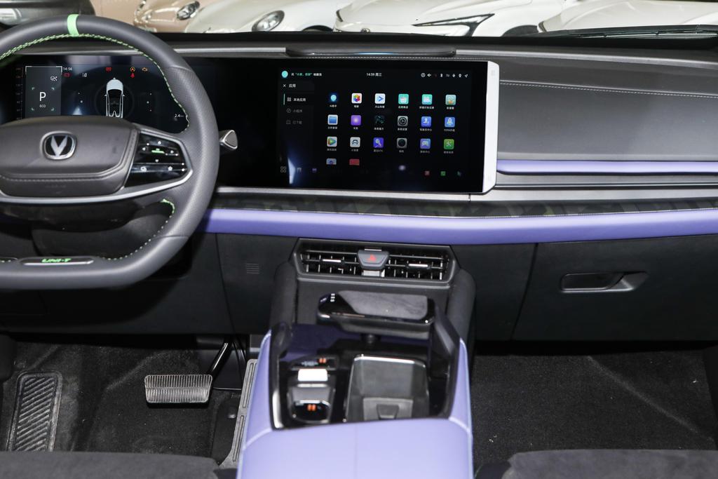 第二代长安uni-t值得买吗,长安第二代unit白色