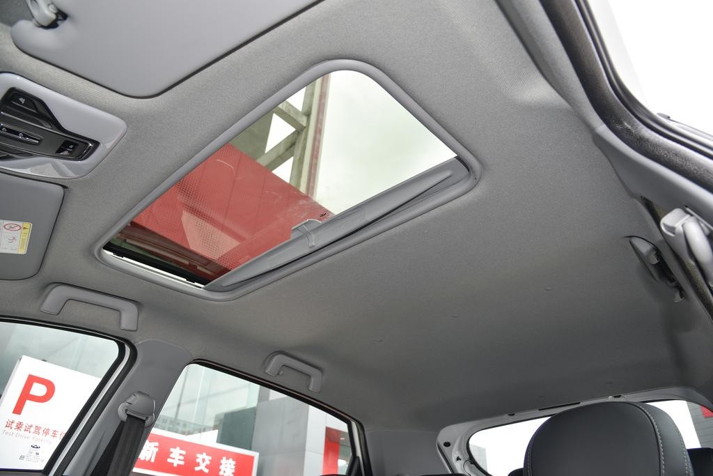 6.7万落地自动挡的suv新车新能源,售价6万自动挡suv