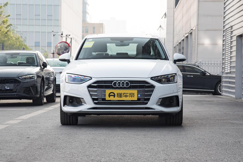 奥迪a4l历代款式对比,历代最经典的奥迪a4l是哪款