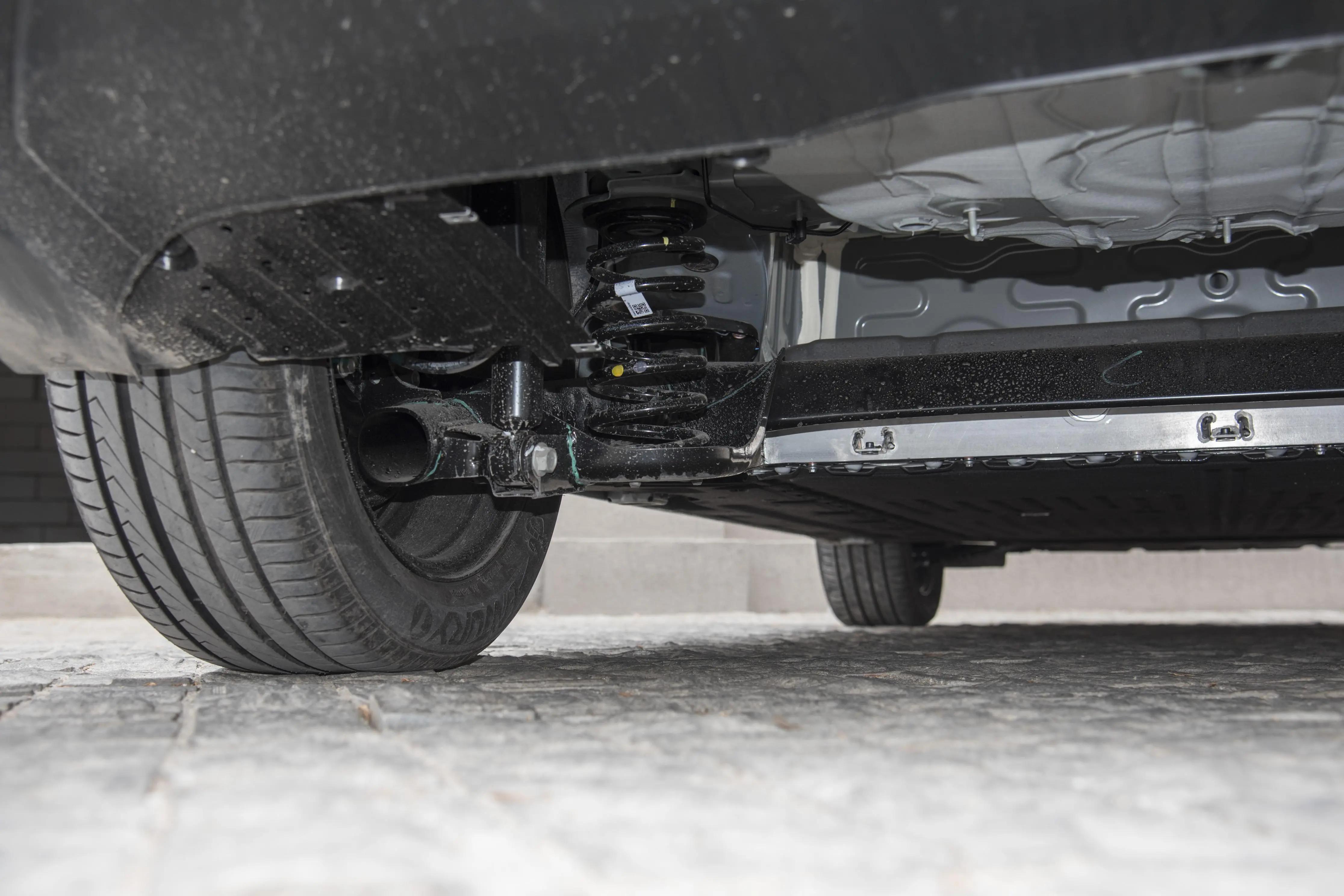 后座放平可以当床的中高端车,推荐后排放倒当床的神车