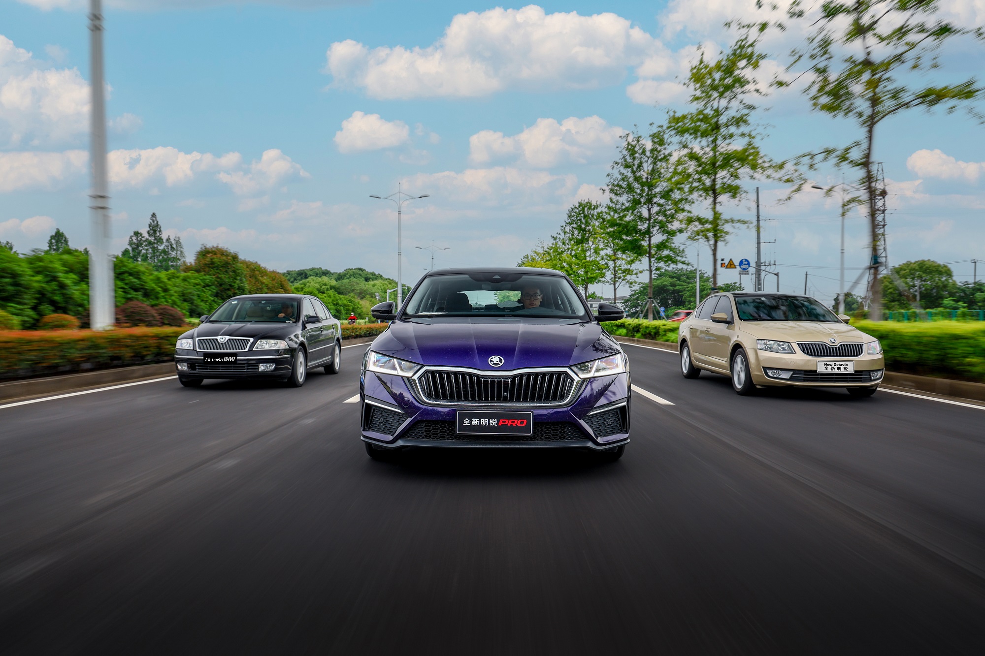 斯柯达明锐8月献礼,2012款斯柯达明锐1.8tsi逸俊版