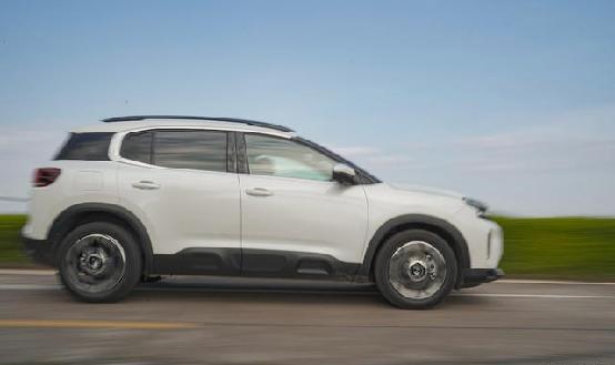 天逸c5aircross和beyond的区别,天逸beyond新老车型对比