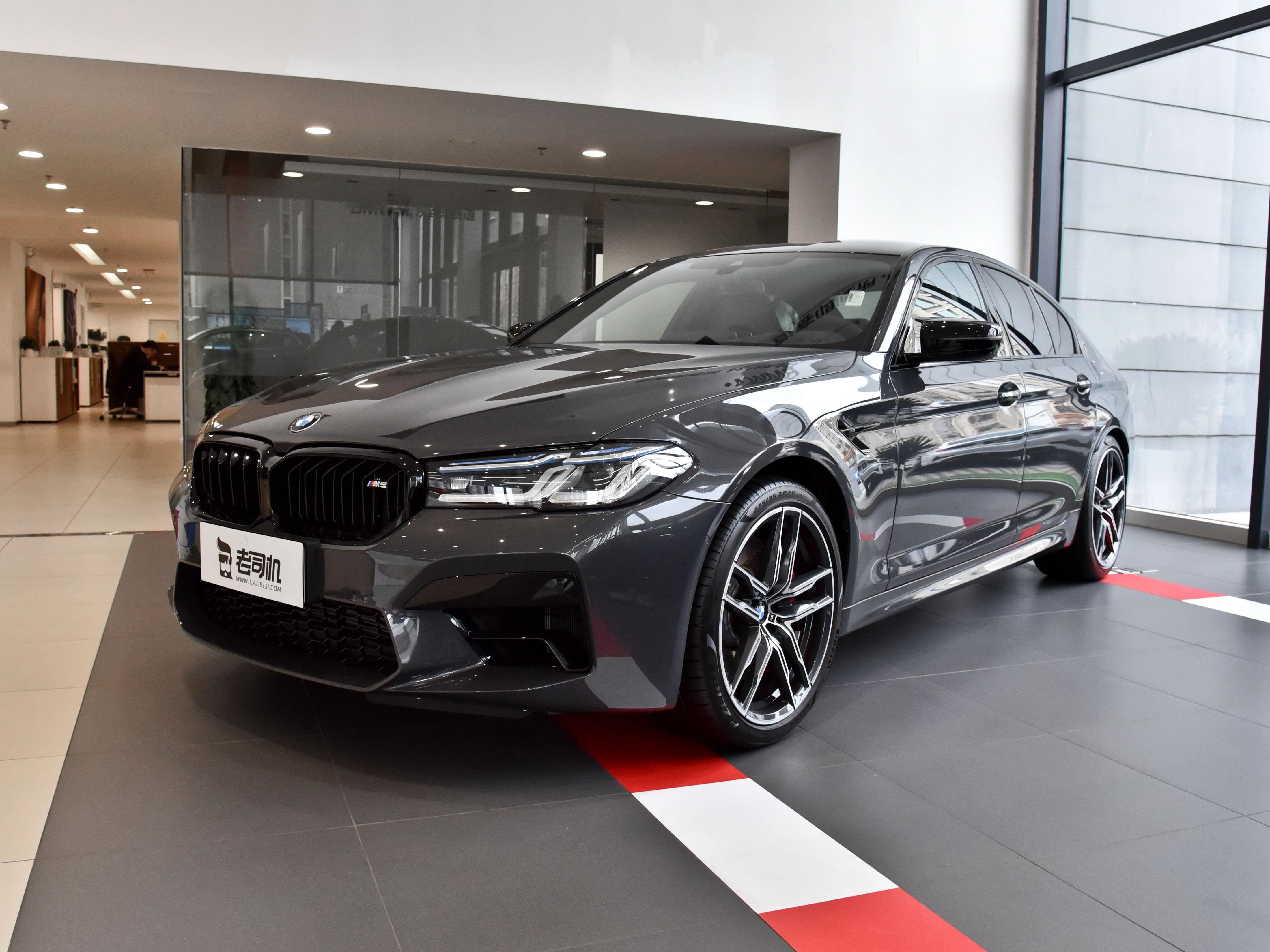 宝马m5pk各种神车,宝马开四驱